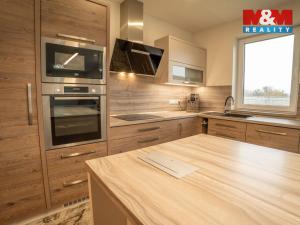 Prodej rodinného domu, Pouzdřany, Za Obecním úřadem, 207 m2