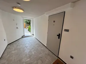 Pronájem bytu 1+kk, Jihlava, Čajkovského, 20 m2