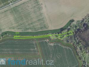 Prodej pole, Záluží, 8654 m2