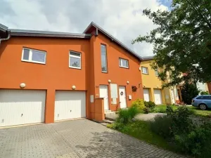 Pronájem bytu 2+kk, Vestec, U Strouhy, 57 m2