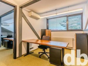 Pronájem kanceláře, Cheb, 26. dubna, 190 m2