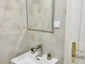 Prodej atypického bytu, Praha - Vršovice, Žitomírská, 92 m2