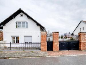 Prodej ubytování, Pardubice, Žižkova, 250 m2