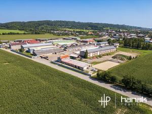 Prodej výrobních prostor, Dolany, 900 m2