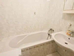 Pronájem bytu 2+kk, Praha - Háje, Mendelova, 42 m2