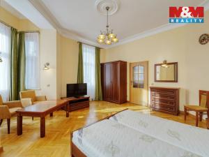 Prodej bytu 1+1, Karlovy Vary, Svahová, 50 m2