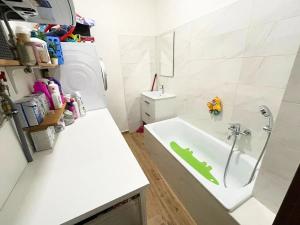 Pronájem bytu 5+kk, Brno, náměstí 28. října, 136 m2