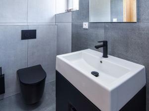 Prodej rodinného domu, Říčany - Jažlovice, Jažlovická, 249 m2