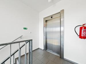 Prodej bytu 1+1, Týnec nad Sázavou - Brodce, Na Kněžině, 39 m2