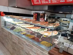 Pronájem restaurace, Praha - Smíchov, Stroupežnického, 87 m2