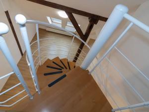 Pronájem atypického bytu, Praha, Na Švihance, 224 m2