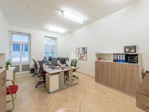 Pronájem kanceláře, Praha - Nové Město, Václavské náměstí, 1300 m2