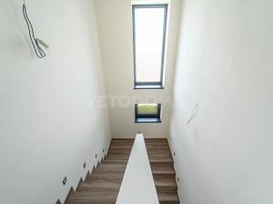 Prodej rodinného domu, Kornatice, 270 m2