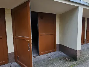 Pronájem garáže, Praha - Strašnice, Pod strání, 15 m2