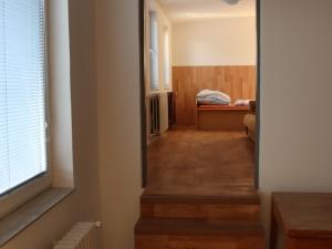 Prodej komerční nemovitosti, Libiš, 300 m2