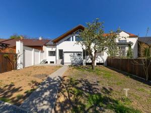 Prodej atypického bytu, Letovice, 154 m2