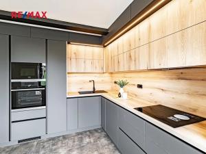 Prodej vily, Jindřichův Hradec, Spojovací, 183 m2