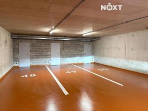 Pronájem garážového stání, Zlín, Nad Stráněmi, 18 m2