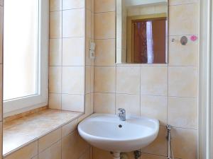 Pronájem bytu 1+1, Praha - Smíchov, Kováků, 35 m2