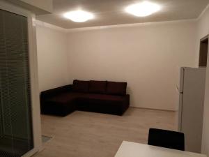 Pronájem bytu 1+kk, Praha - Zličín, Sazovická, 36 m2