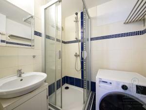 Pronájem bytu 2+1, Praha - Vršovice, Amurská, 53 m2