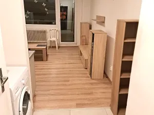 Pronájem bytu 1+kk, Praha - Radotín, Vrážská, 28 m2