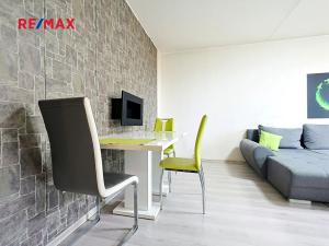 Prodej bytu 2+1, Plzeň, Komenského, 60 m2