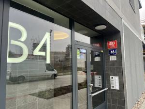 Pronájem garážového stání, Praha, 21 m2