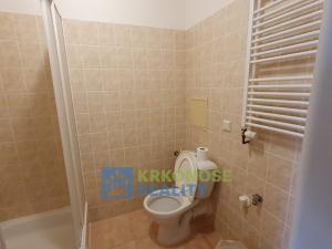 Prodej bytu 2+kk, Úpice, Národní, 43 m2