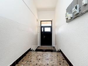 Prodej bytu 2+1, Říčany, nám. Československé armády, 72 m2