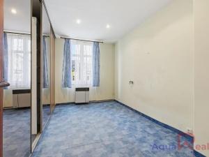 Prodej bytu 4+1, Karlovy Vary, Moskevská, 102 m2