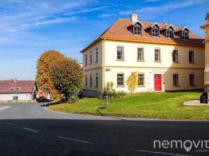 Prodej rodinného domu, Zbraslavice, 588 m2