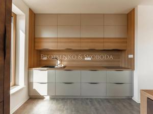 Pronájem kanceláře, Velká Bíteš, 937 m2