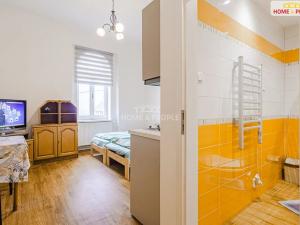 Prodej restaurace, Karlovy Vary, Merklínská, 700 m2