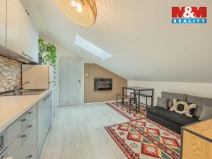 Prodej bytu 2+kk, Praha, Mladých Běchovic, 49 m2