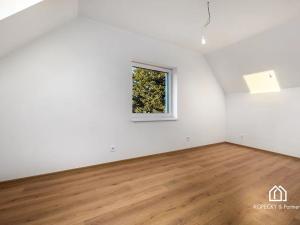 Prodej bytu 5+kk, Praha - Běchovice, Pplk. Nováčka, 139 m2