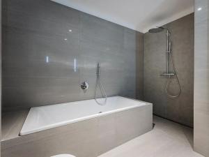 Pronájem bytu 2+kk, Praha - Smíchov, Holečkova, 78 m2