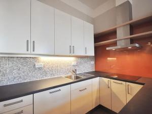 Pronájem bytu 2+kk, Praha - Smíchov, Elišky Peškové, 58 m2