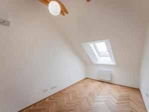 Pronájem bytu 4+kk, Praha - Nové Město, Růžová, 149 m2