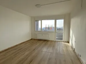 Pronájem bytu 3+1, Česká Lípa, Okružní, 72 m2