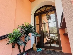 Pronájem rodinného domu, Jesenice, K Belnici, 90 m2