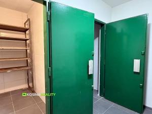 Pronájem obchodního prostoru, Nejdek, náměstí Karla IV., 120 m2