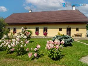 Prodej rodinného domu, Kozlovice, 283 m2