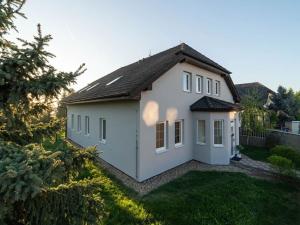 Prodej rodinného domu, Popovičky, Na Skalce, 340 m2