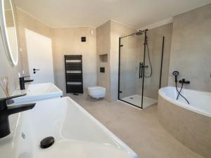 Prodej rodinného domu, Popovičky, Na Skalce, 340 m2