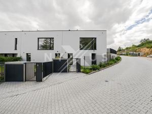 Prodej rodinného domu, Praha - Lysolaje, K Housličkám, 250 m2