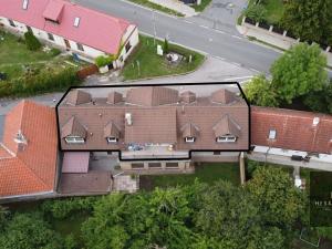 Prodej bytu 4+kk, Zbuzany, 130 m2