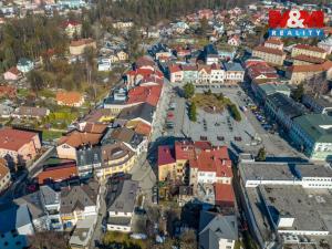 Prodej obchodního prostoru, Rožnov pod Radhoštěm, Masarykovo náměstí, 670 m2