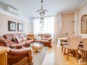 Pronájem bytu 2+1, Pardubice - Zelené Předměstí, Sladkovského, 63 m2