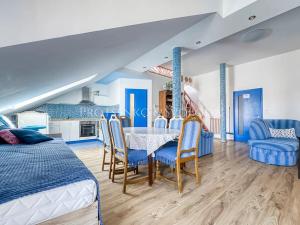 Prodej ubytování, Batelov, Třešťská, 490 m2